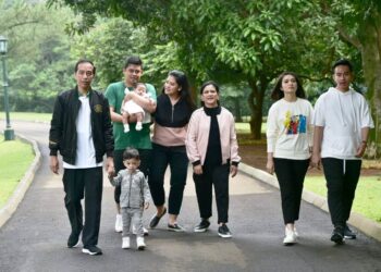 Tanggapan Presiden Jokowi mengenai usulan pemakzulan Gibran oleh Forum Purnawirawan TNI